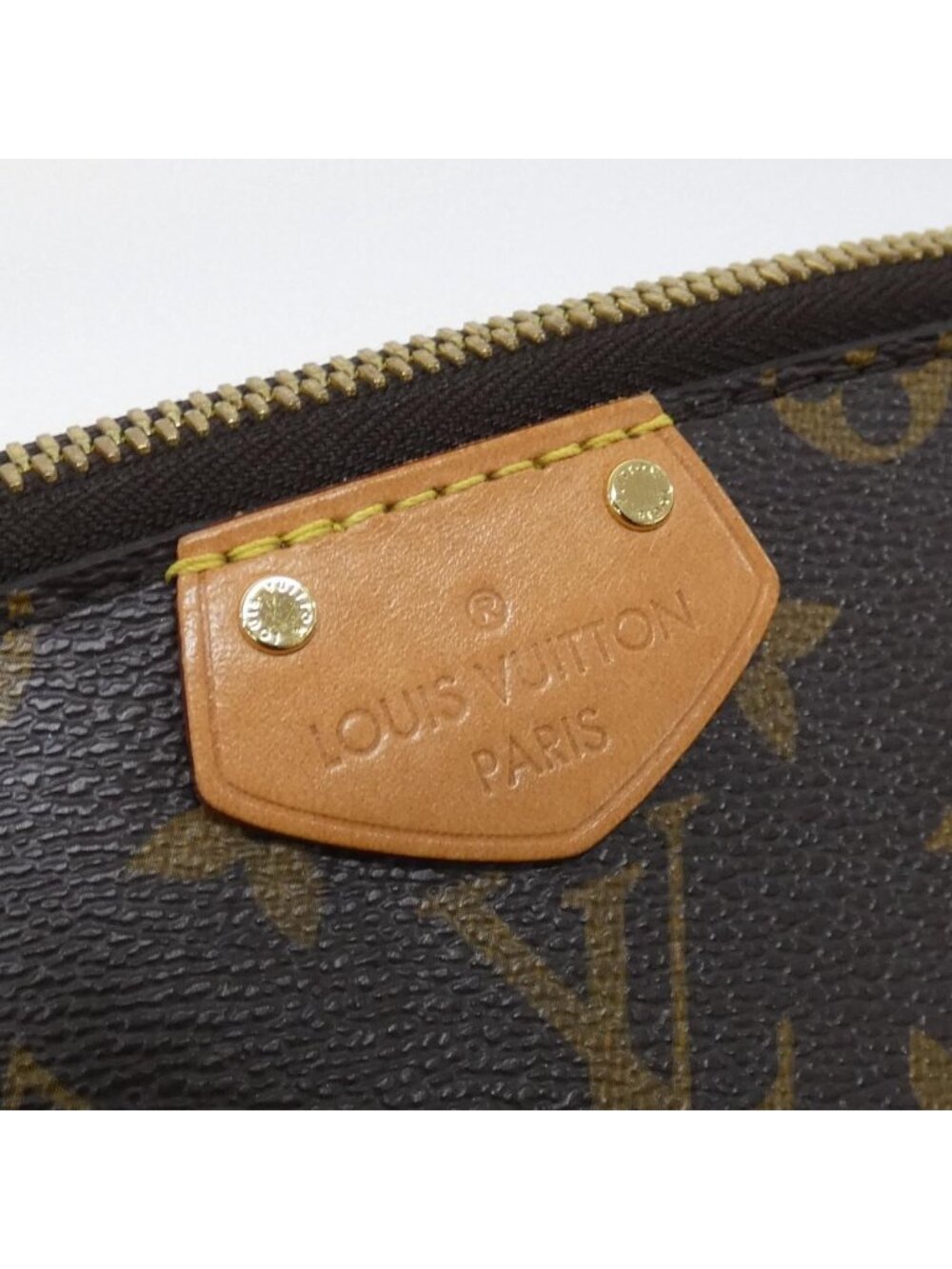 Louis Vuitton Monogram Turenne PM Bag - Picture 5 of 8